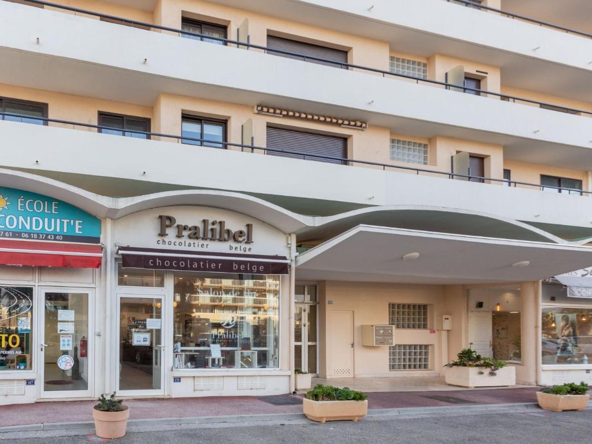 Apartment Le Grand Large-3 By Interhome Le Lavandou Bagian luar foto